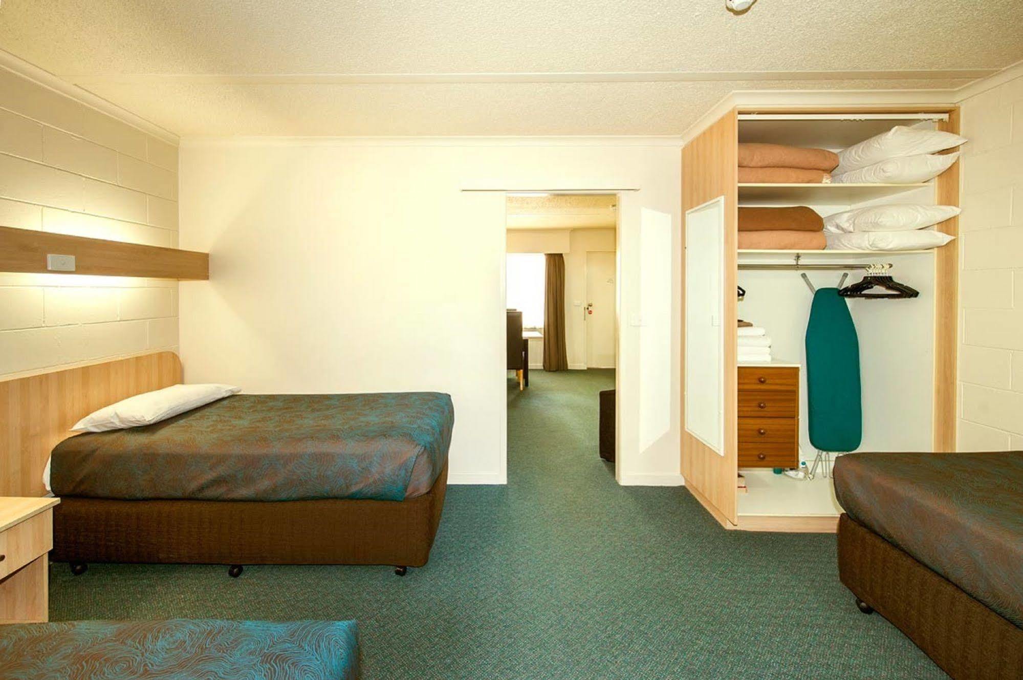 Box Hill Motel Burwood Exterior photo
